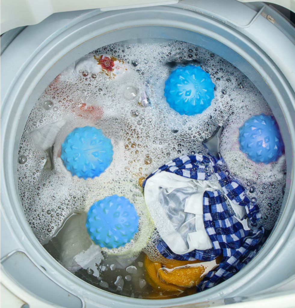FluffBalls™ – Reusable Tumble Dryer Balls (Set of 4)